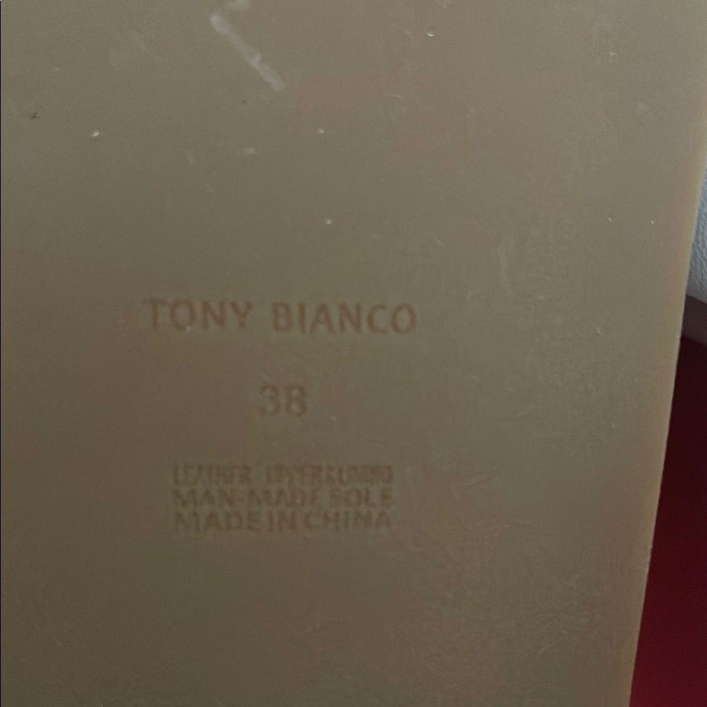 Tony Bianco slides size 38 - Picture 2 of 5